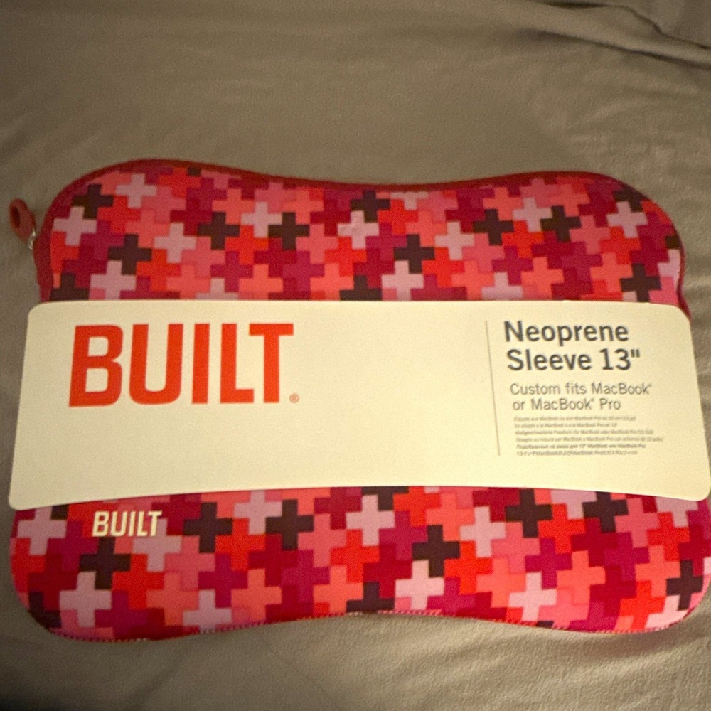 BUILT Neoprene Sleeve Case 13in for Apple MacBook/MacBook Pro Geometric